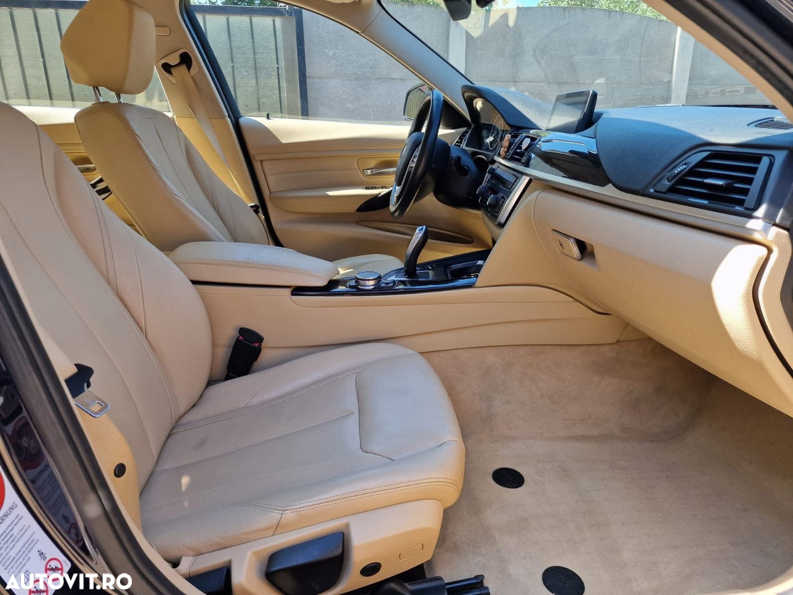 BMW Seria 3 320d Touring Aut. Efficient Dynamics Edition Blue Perf. Luxury Line - 13