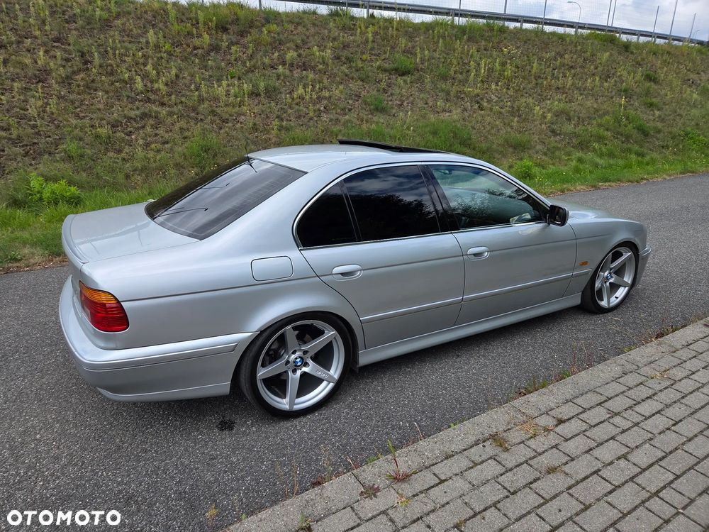 BMW Seria 5 - 11