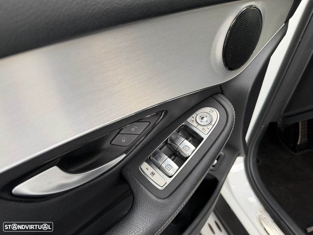 Mercedes-Benz GLC 300 d Coupe 4Matic 9G-TRONIC AMG Line Plus - 13