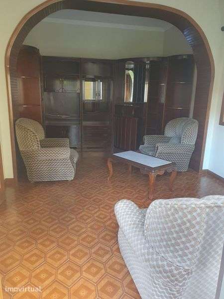 Alugo andar moradia t3 - Grande imagem: 5/8