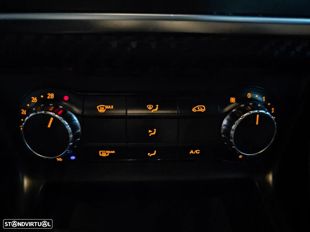 Mercedes-Benz A 180 CDI BE AMG Line - 26