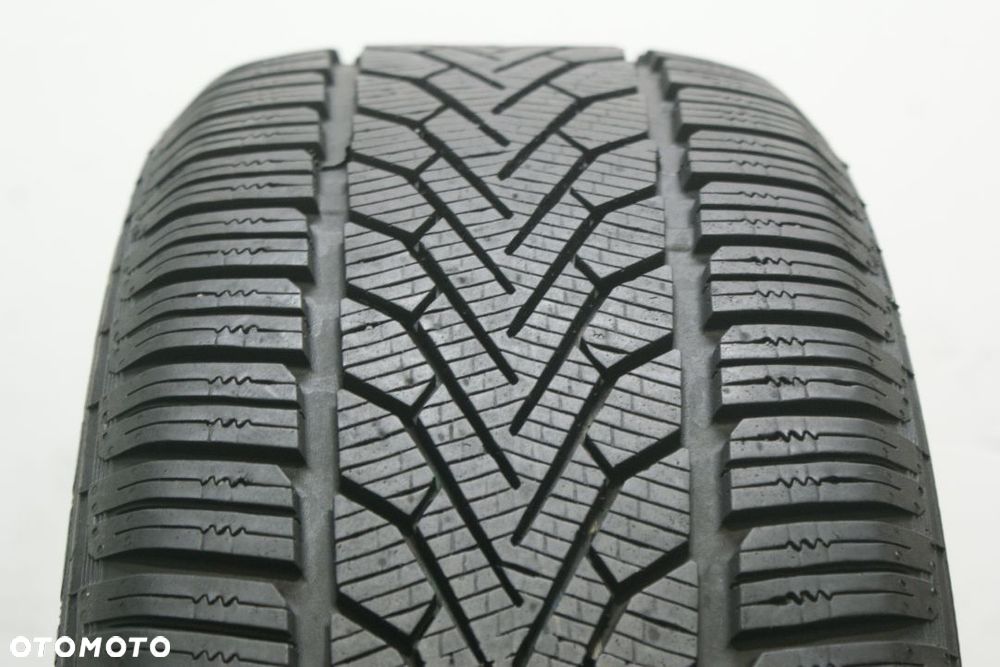 215/55R16 SEMPERIT SPEED GRIP 2 , 7,6mm .