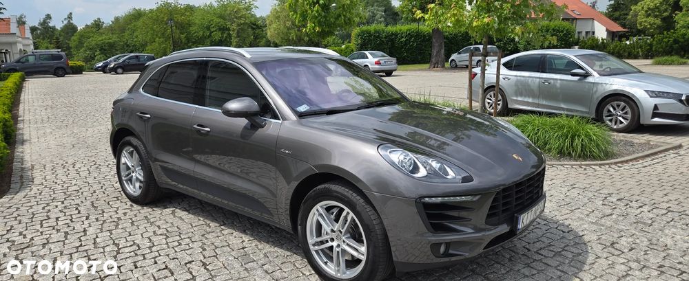 Porsche Macan - 4