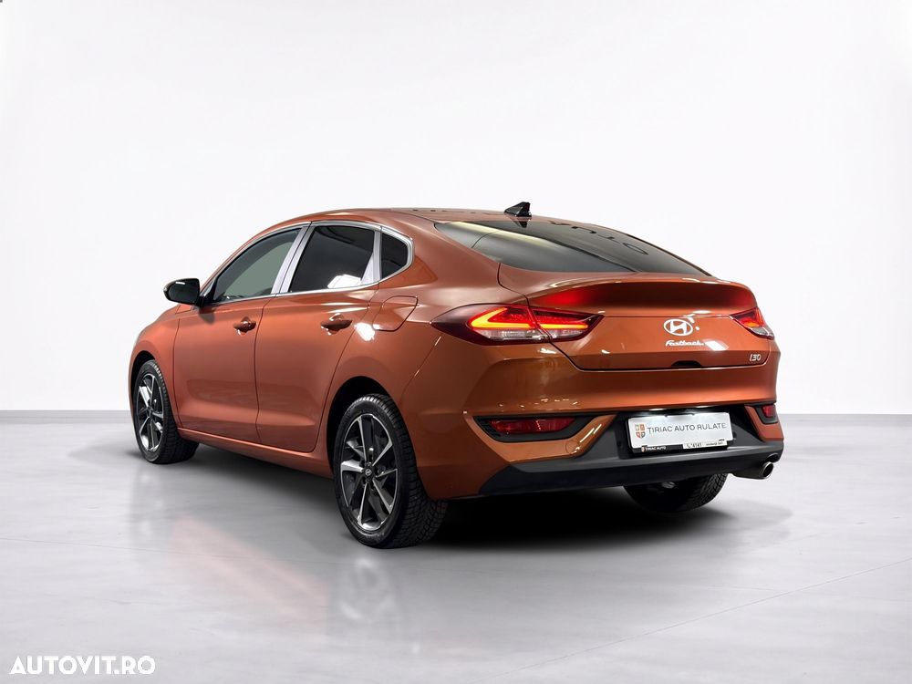 HYUNDAI i30 2024 — imagine 3
