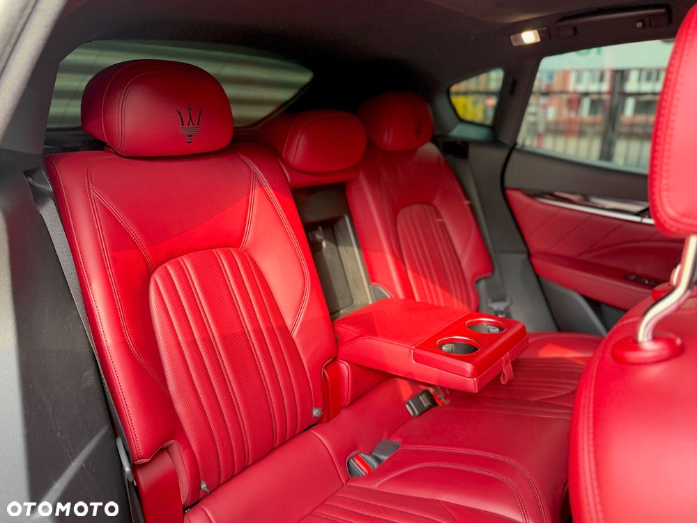 Maserati Levante Granlusso - 16