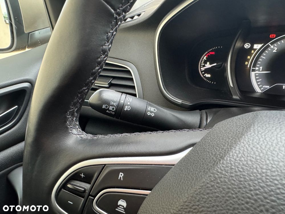 Renault Megane dCi 110 FAP EDC Bose Edition - 26