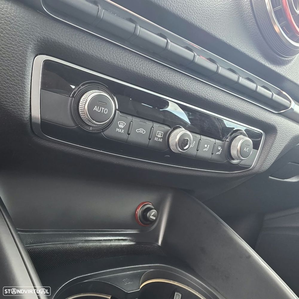 Audi A3 Sportback 1.6 TDI S-line - 24