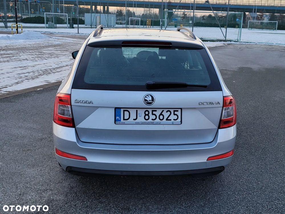 Skoda Octavia 1.6 TDI Ambition - 5