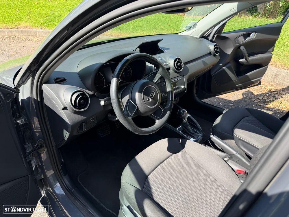 Audi A1 Sportback 1.6 TDI S tronic - 9