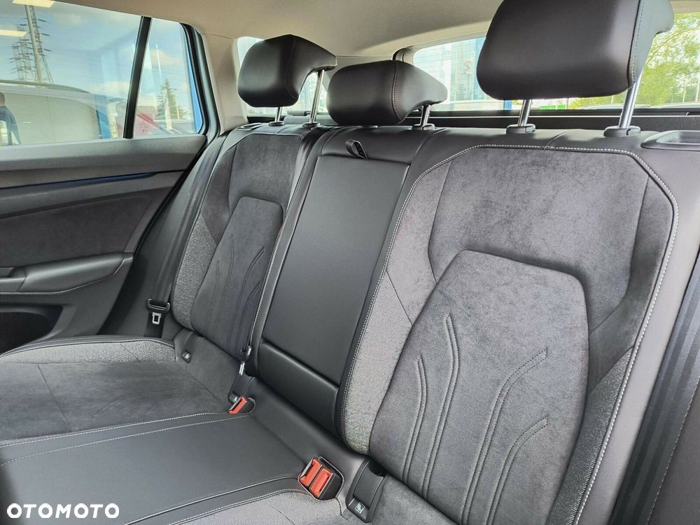 Volkswagen Golf VIII 2.0 TDI Life DSG - 23