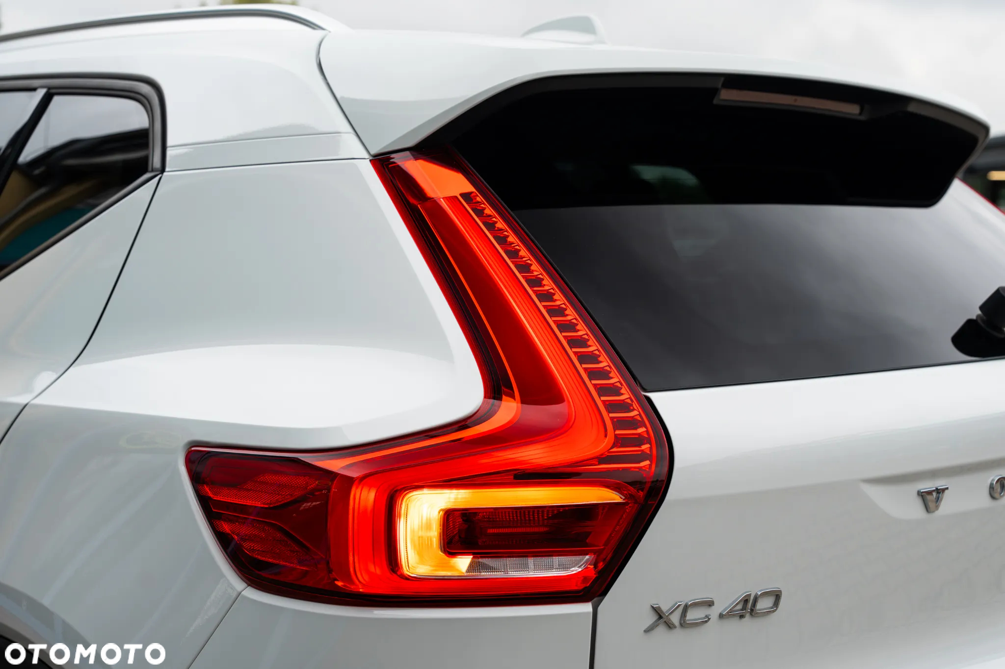 Volvo XC 40 T3 Momentum Pro - 15