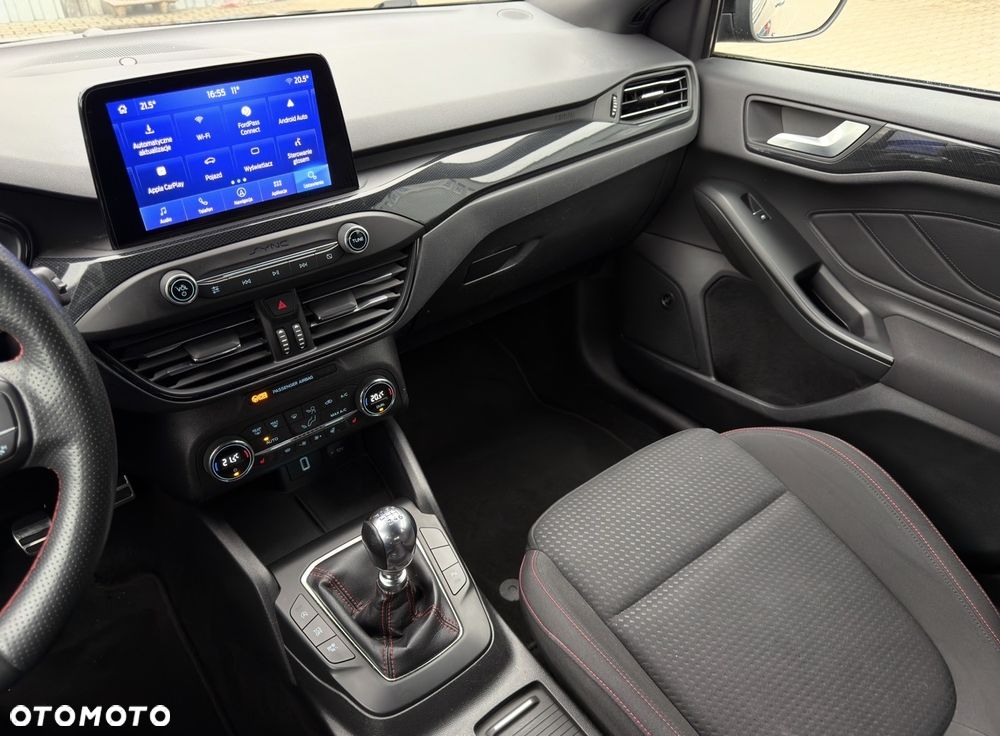 Ford Focus 1.5 EcoBoost STart-Stopp-System ST-LINE - 36
