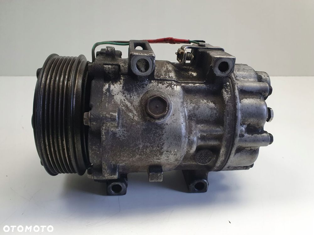 SPRĘŻARKA KLIMATYZACJI Volvo S40 II V50 2.0 D _ pompa - 1