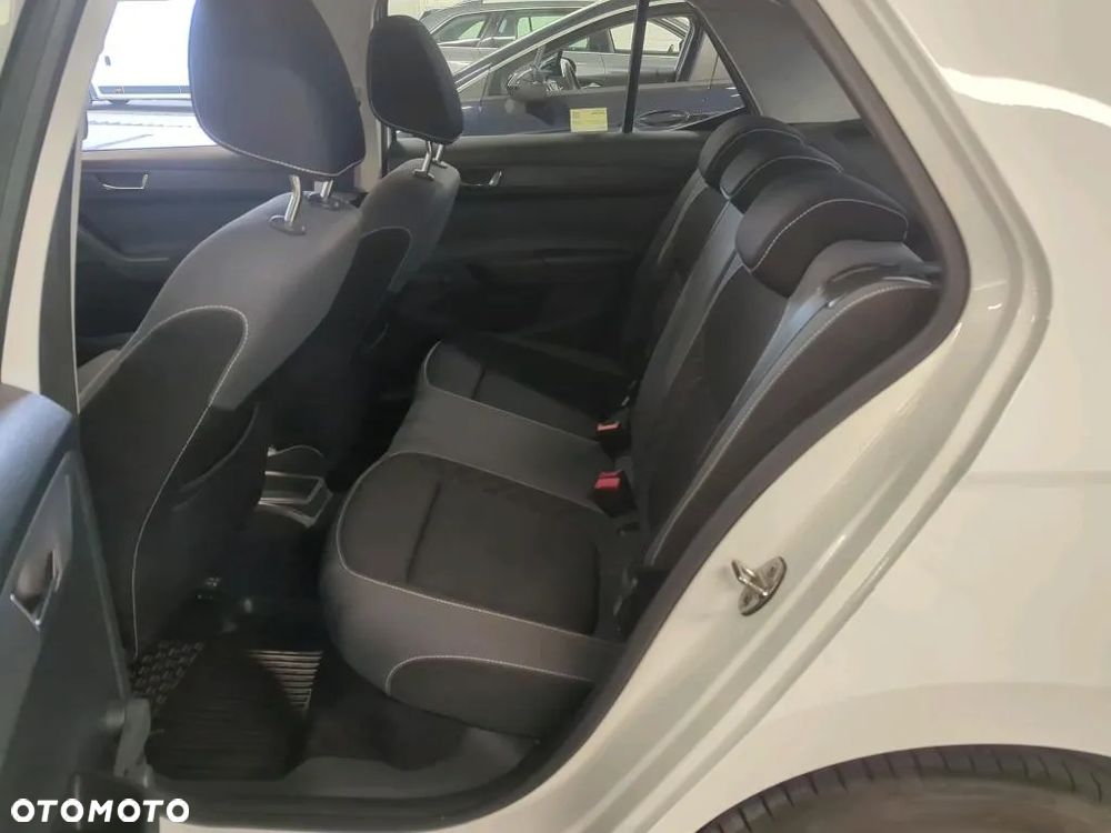 Skoda Fabia 1.0 Ambition - 7