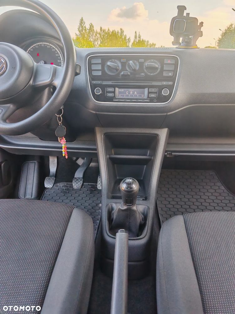 Volkswagen up! 1.0 Take - 15