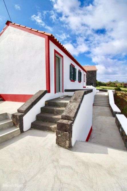 Fantastica Quinta- Prainha- Ilha do Pico  - T2 + Estudio  -... - Grande imagem: 3/27