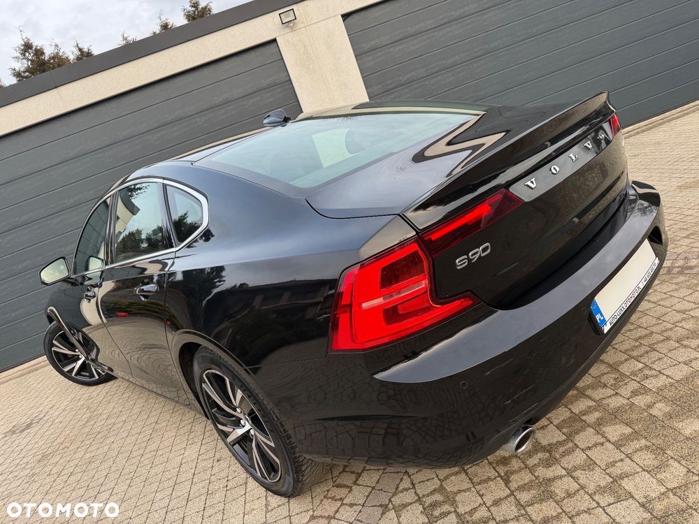 Volvo S90 - 13