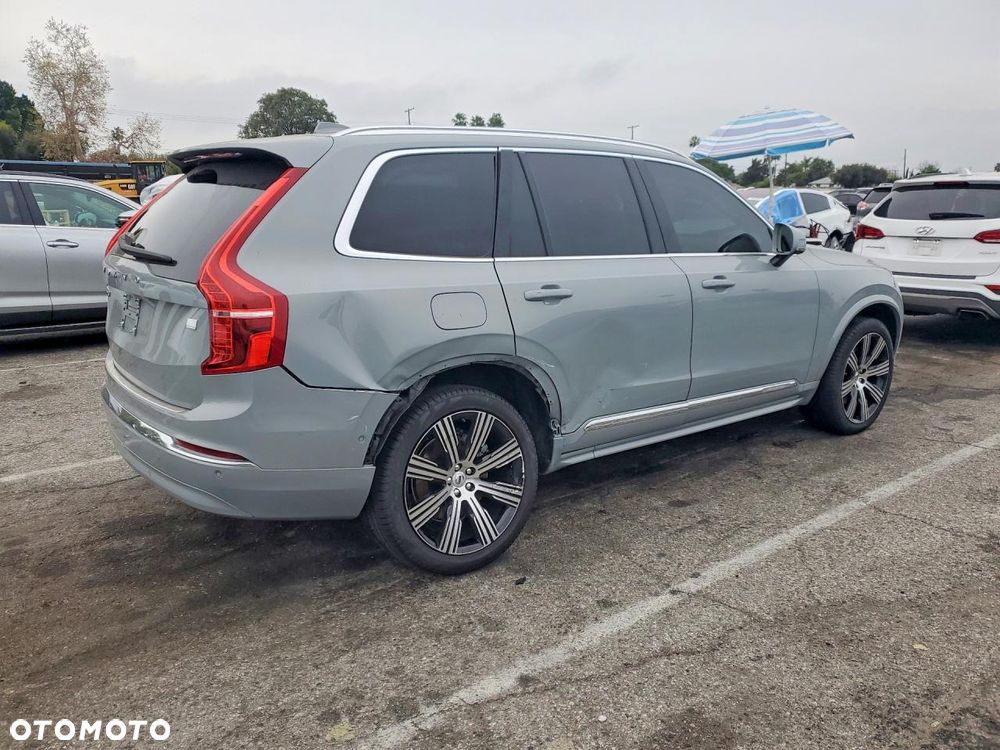 Volvo XC 90 - 3