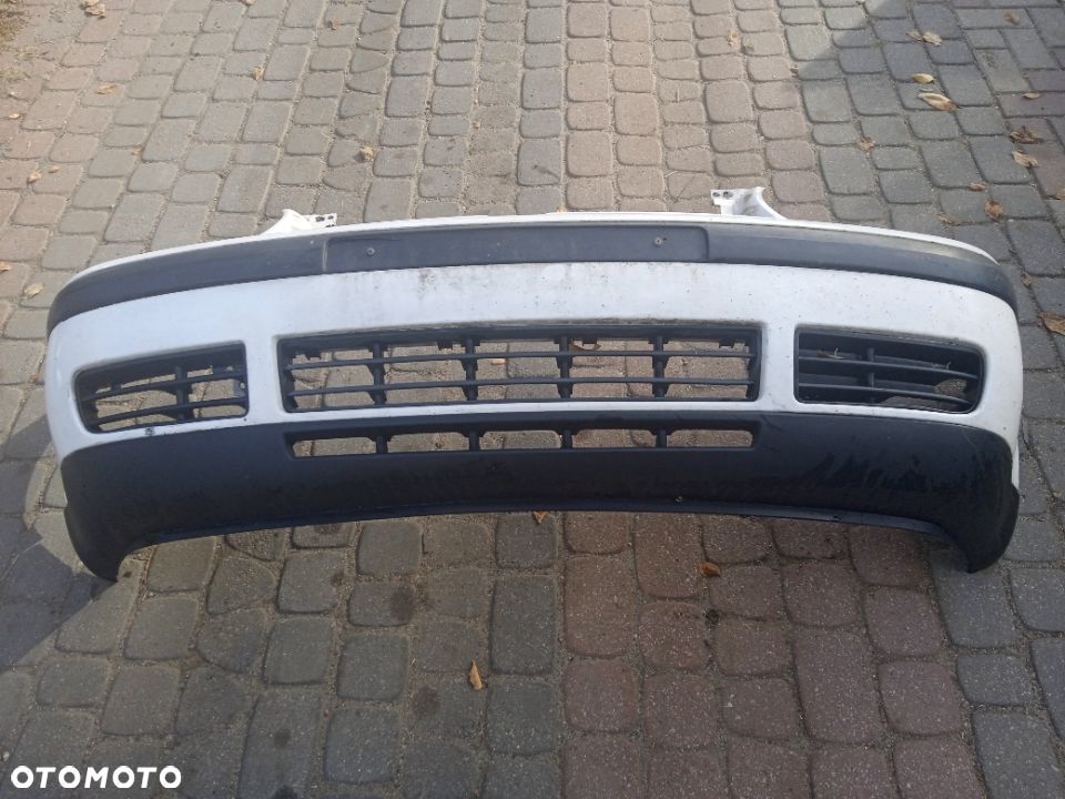 ZDERZAK PRZEDNI VOLKSWAGEN GOLF 4 IV - 5