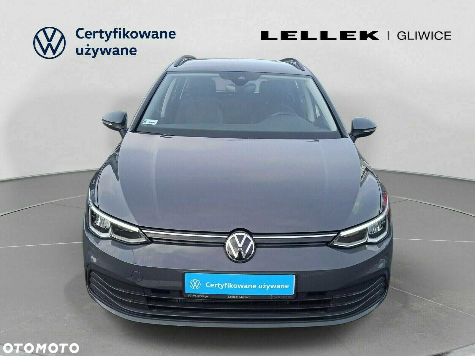 Volkswagen Golf - 2
