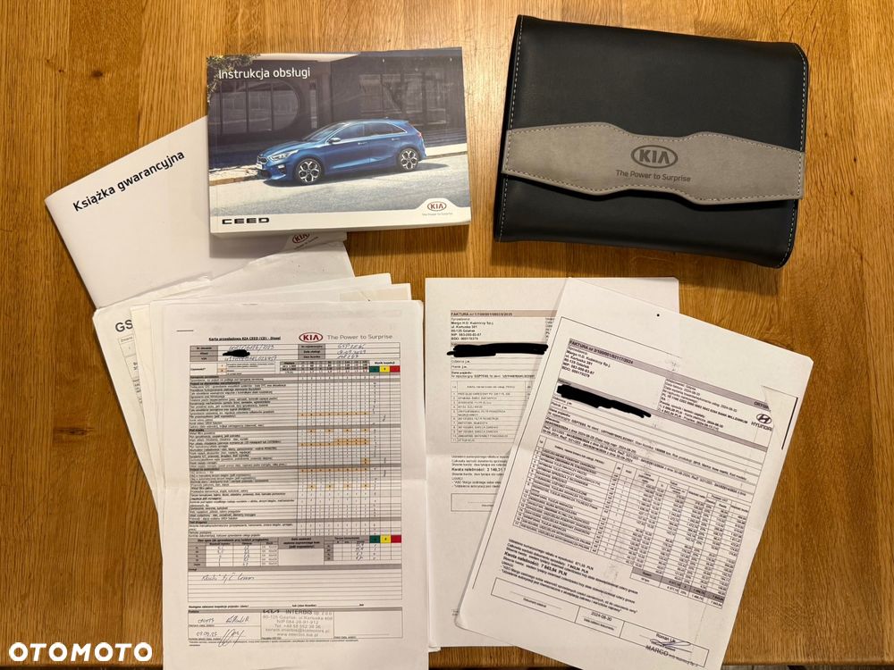 Kia Ceed - 40