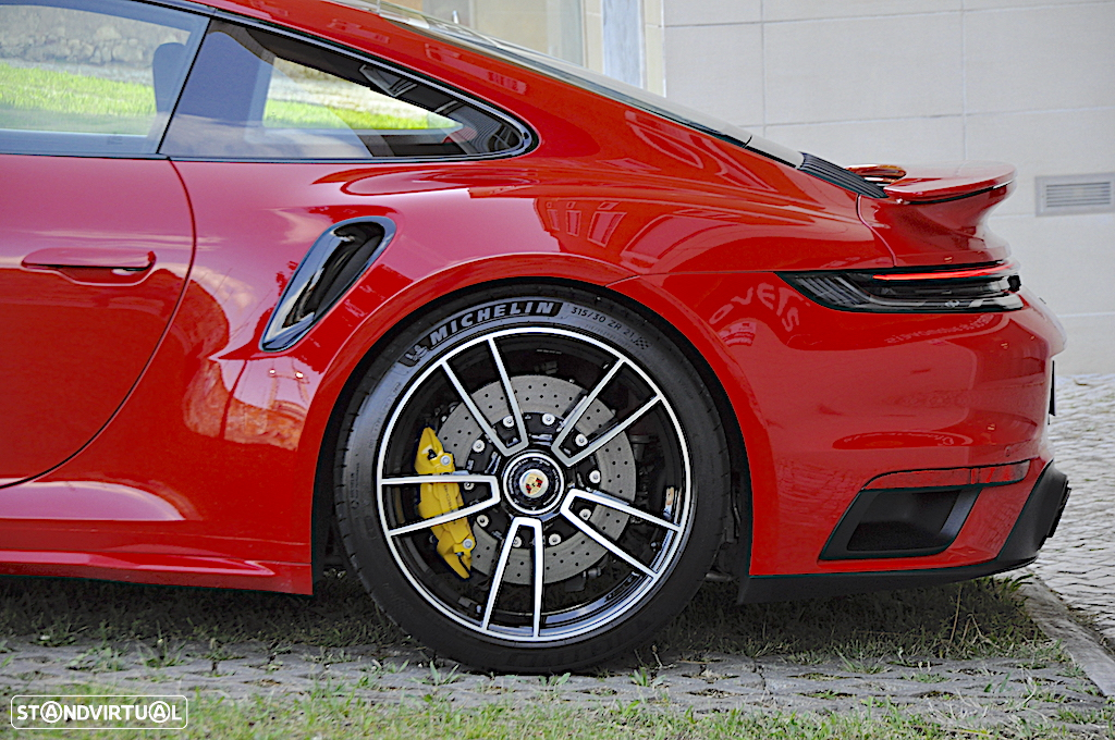 Porsche 911 (992) Turbo S PDK - 5