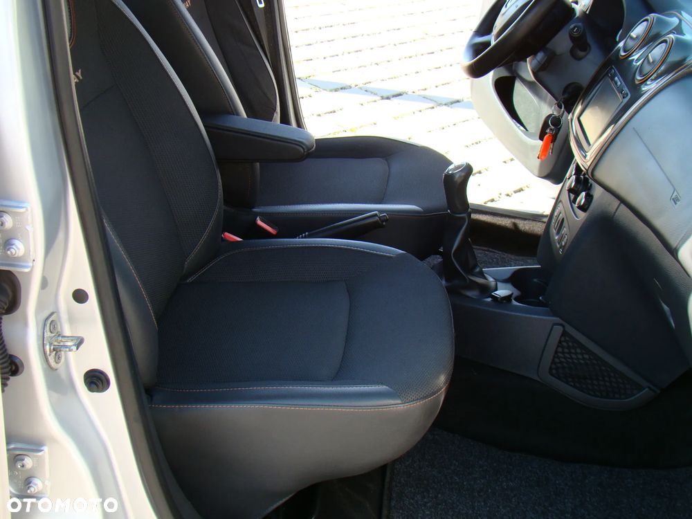 Dacia Sandero Stepway 0.9 TCe Laureate S&S - 27
