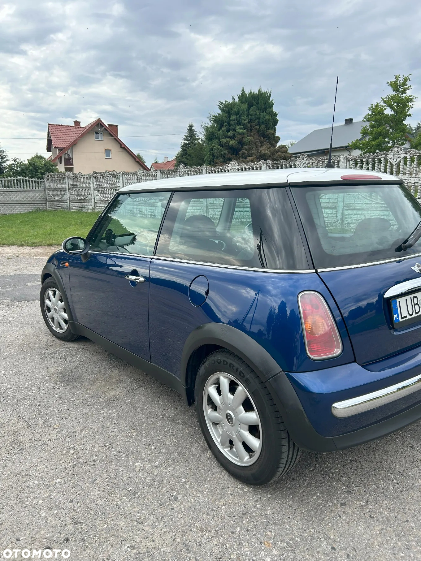 MINI Cooper Standard - 3