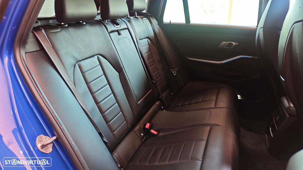 BMW 330 e Pack M Auto - 34