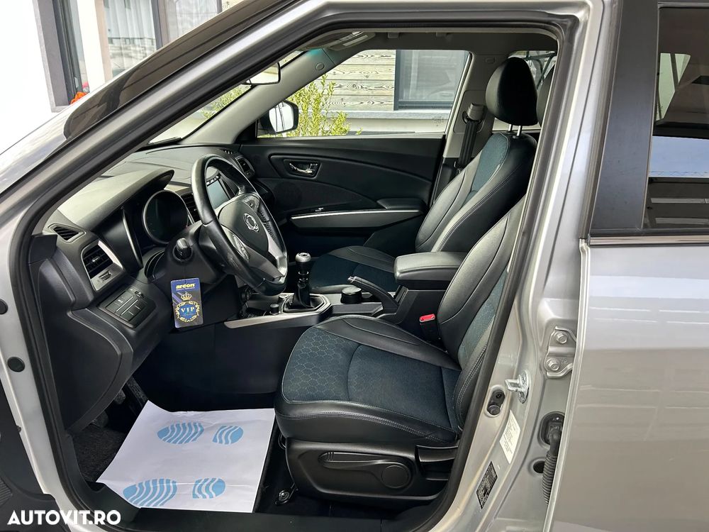 SsangYong Tivoli - 12