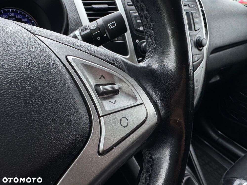 Hyundai ix20 1.4 Comfort - 20