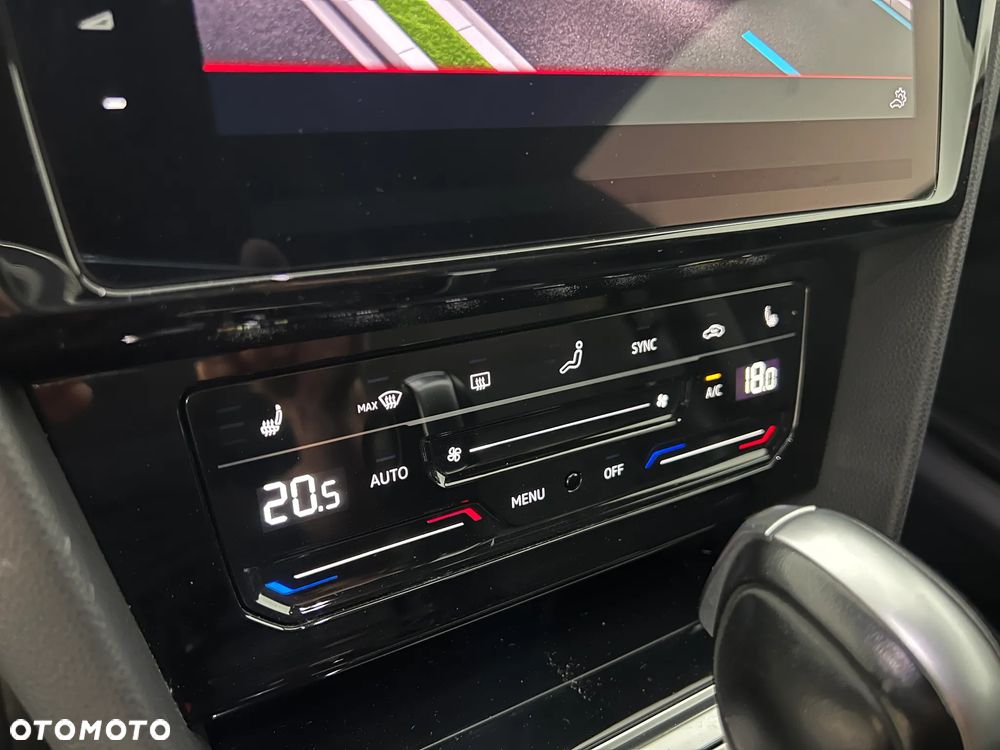 Volkswagen Arteon 2.0 TDI 4Motion R-Line DSG - 26