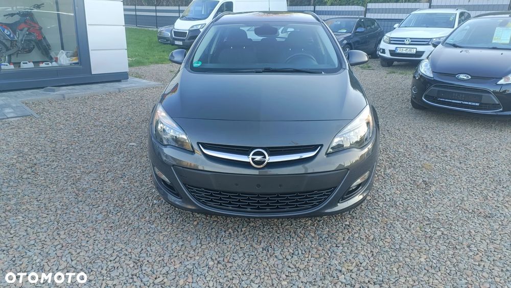 Opel Astra 2013 photo 3