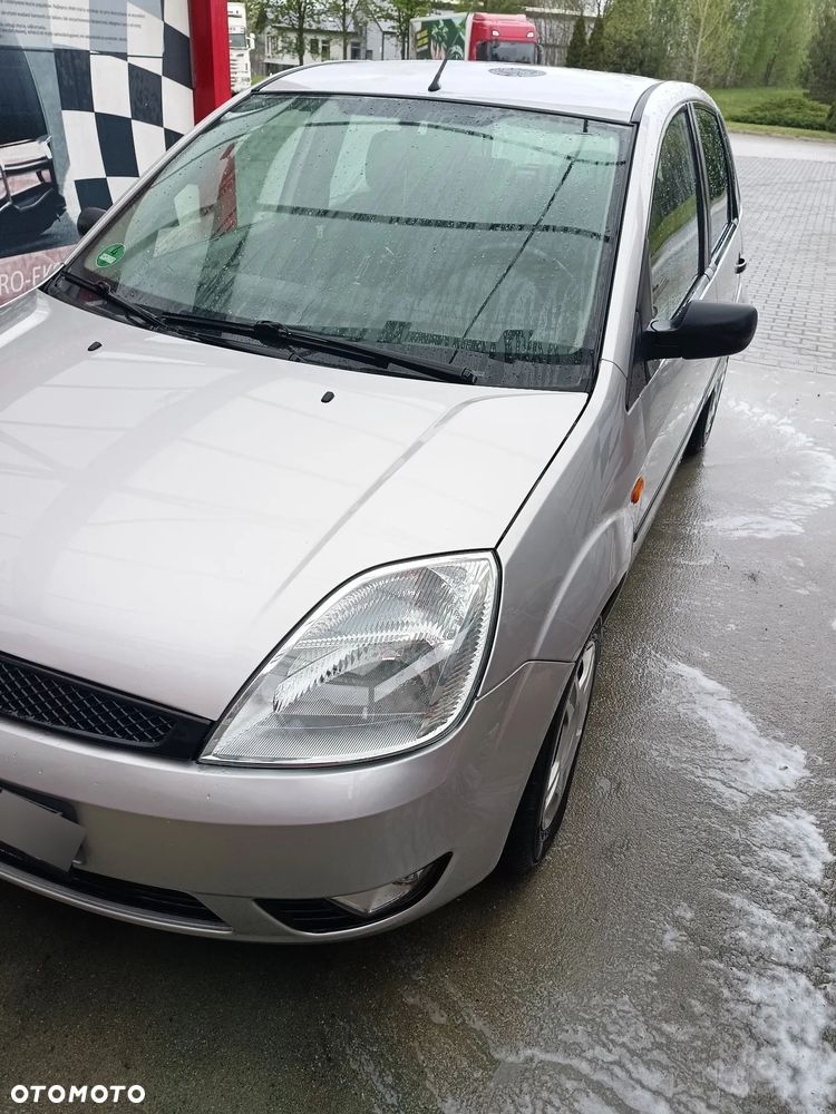 Ford Fiesta 1.4 Ambiente - 3