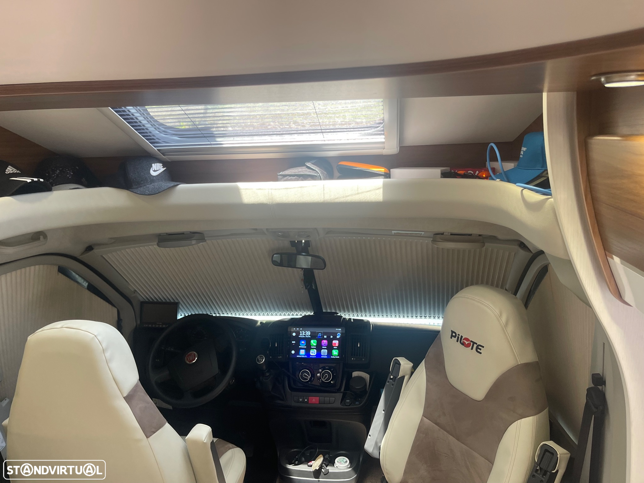Pilote Essential P716 - 12