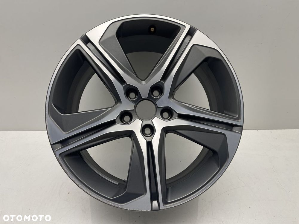 ORYGINALNA FELGA CUPRA LEON FORMENTOR 18 5x112 5FA601025Q - 1