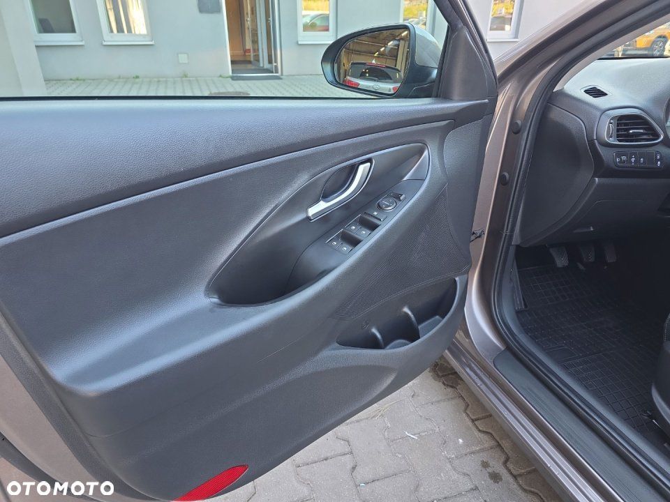 Hyundai i30 - 10