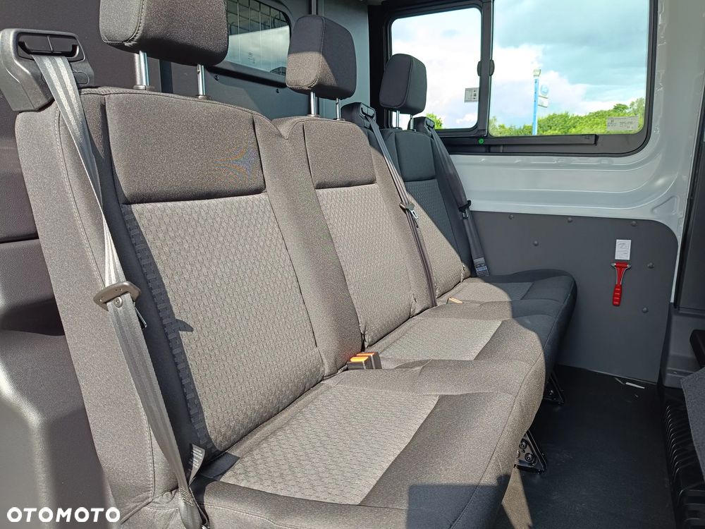 Ford Ford Transit Brygadowy  2.0 ecoblue  FWD LDT 6.2 M6 - 11