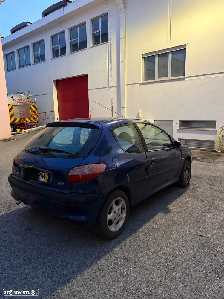 Peugeot 206 1.1 XR - 3
