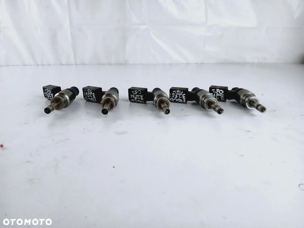 Wtrysk Wtryskiwacz Paliwa Benzyny 06E906036C Audi - 2