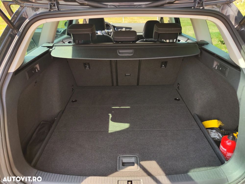 Volkswagen Golf 1.6 TDI DPF DSG Comfortline - 33