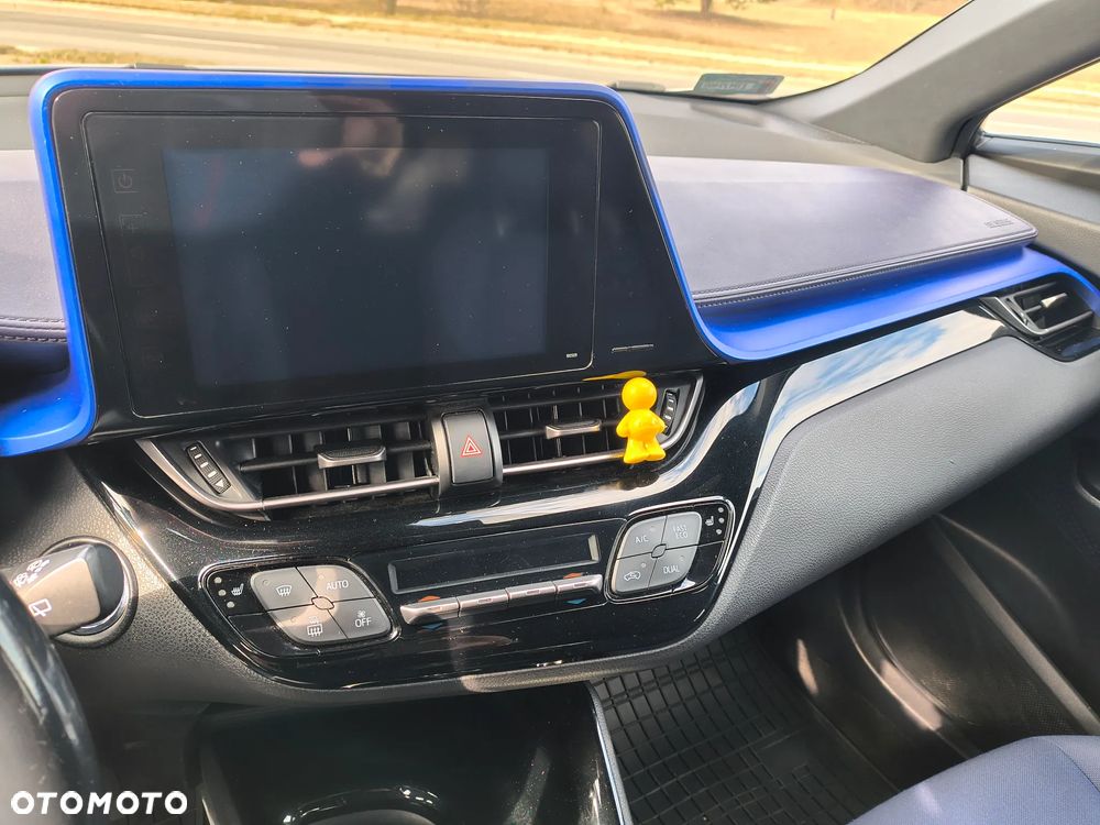 Toyota C-HR 1.2 T Prestige - 4