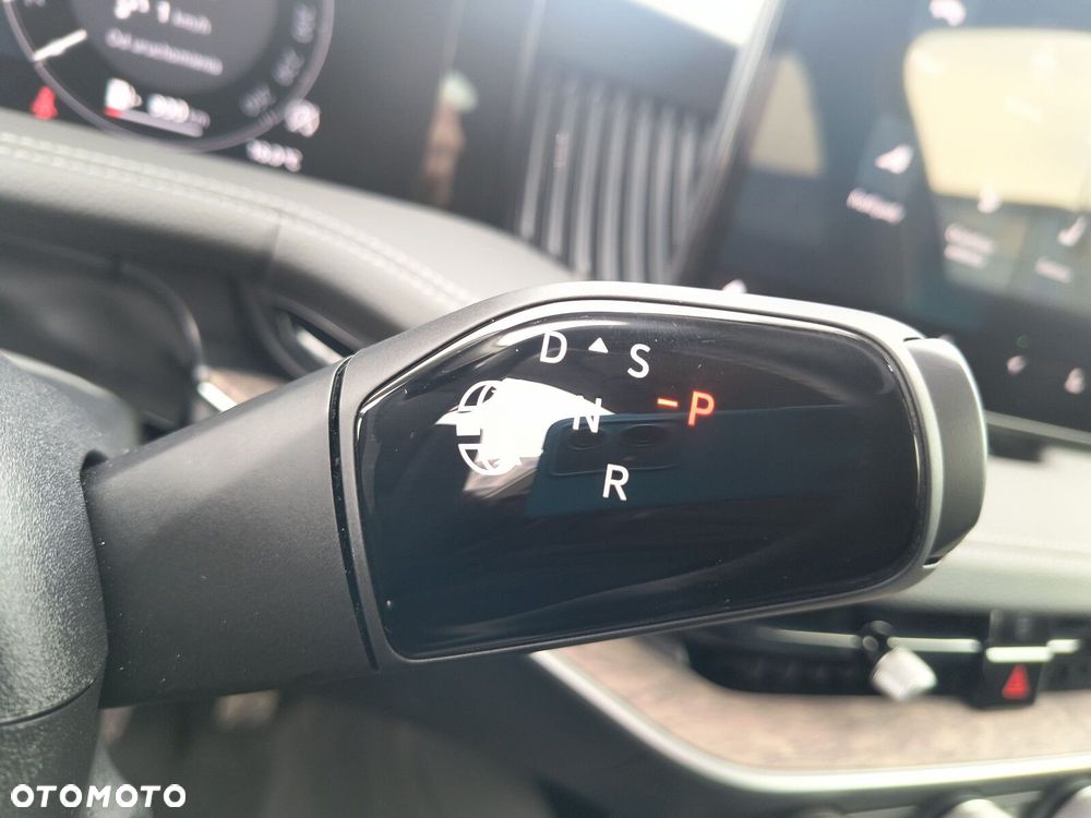 Skoda Superb 2.0 TSI L&K DSG - 30