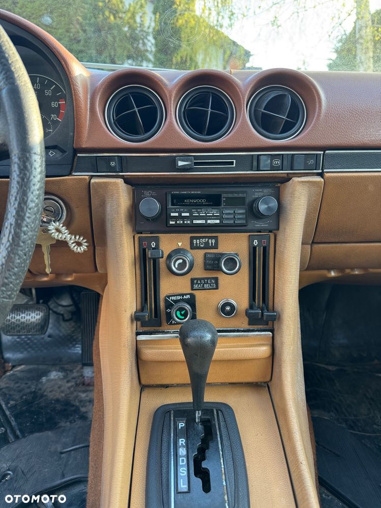 Mercedes-Benz SLC - 15