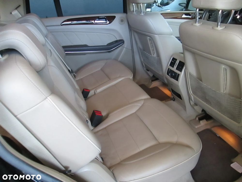 Mercedes-Benz GL - 2