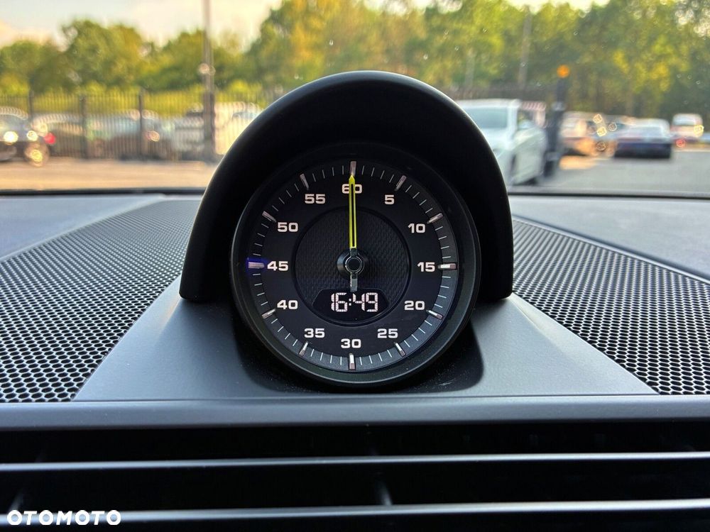 Porsche Panamera - 35