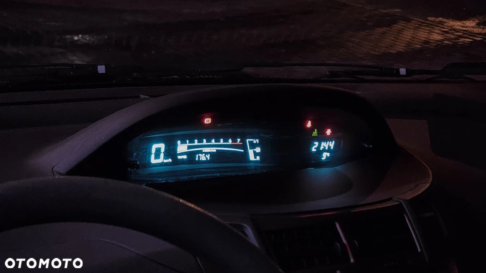 Toyota Yaris 1.0 Entry - 10