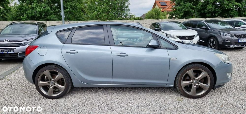 Opel Astra - 14