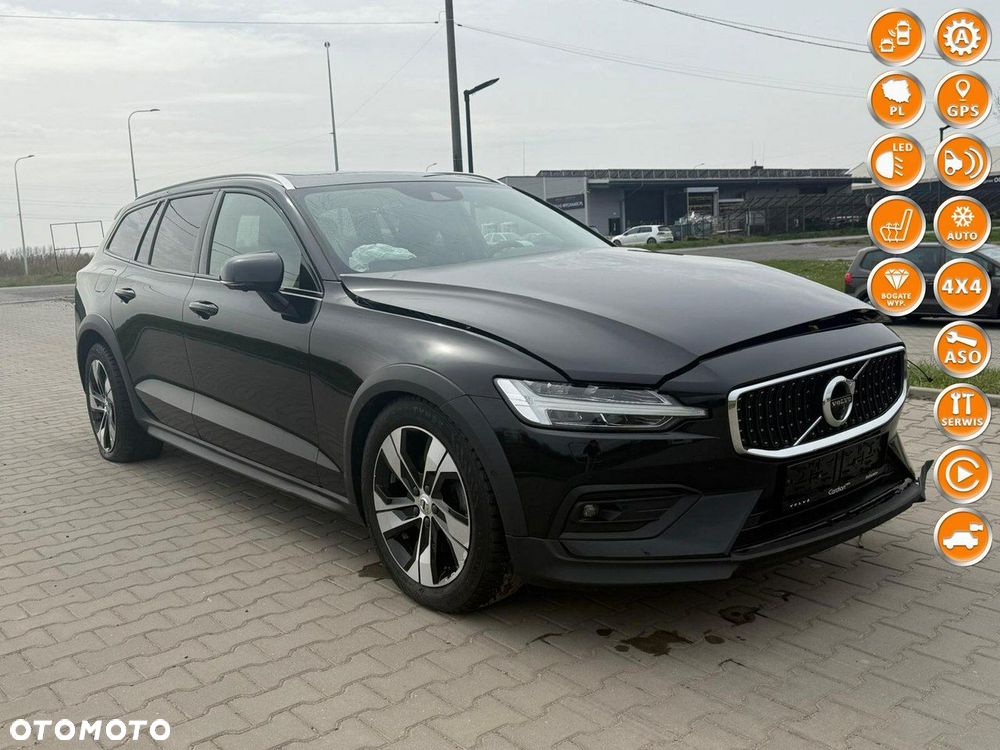Volvo V60 Cross Country D4 AWD Geartronic Pro - 1
