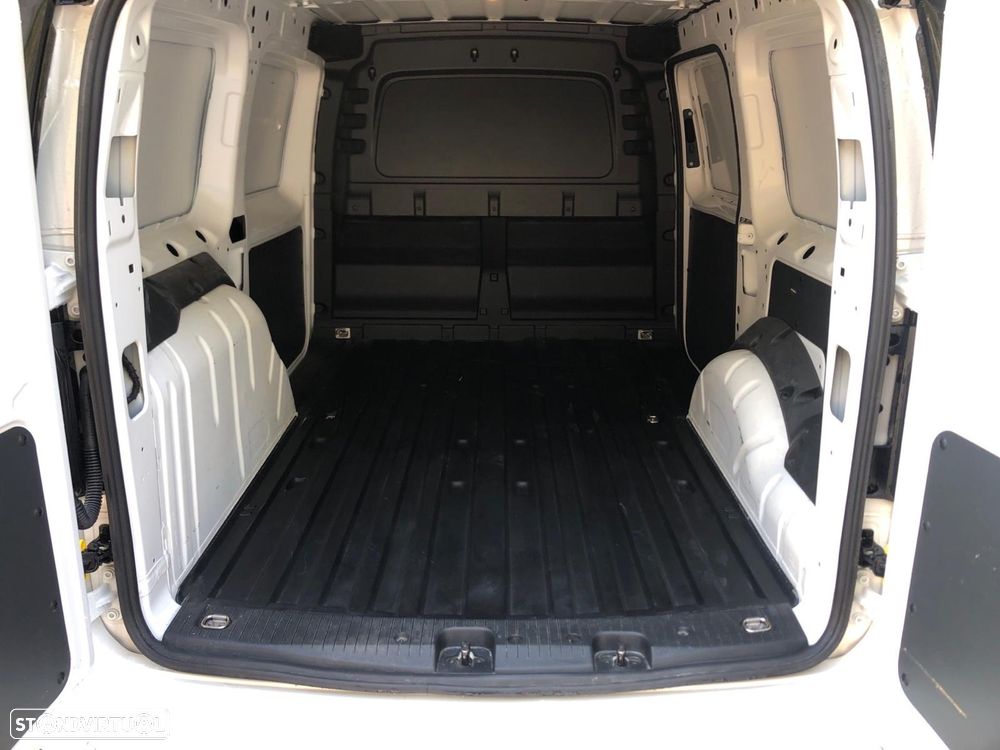 VW CADDY MAXI 2.0 TDI - 12